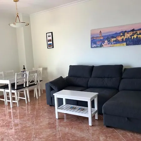 La Roca-mediterraneo Views, 8th Floor-new Kitchen- Pool- Parking-air Conditioning, Ceiling Fans & Free Wifi Apartment *