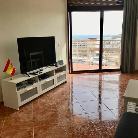 La Roca-mediterraneo Views, 8th Floor-new Kitchen- Pool- Parking-air Conditioning, Ceiling Fans & Free Wifi Apartment Torremolinos